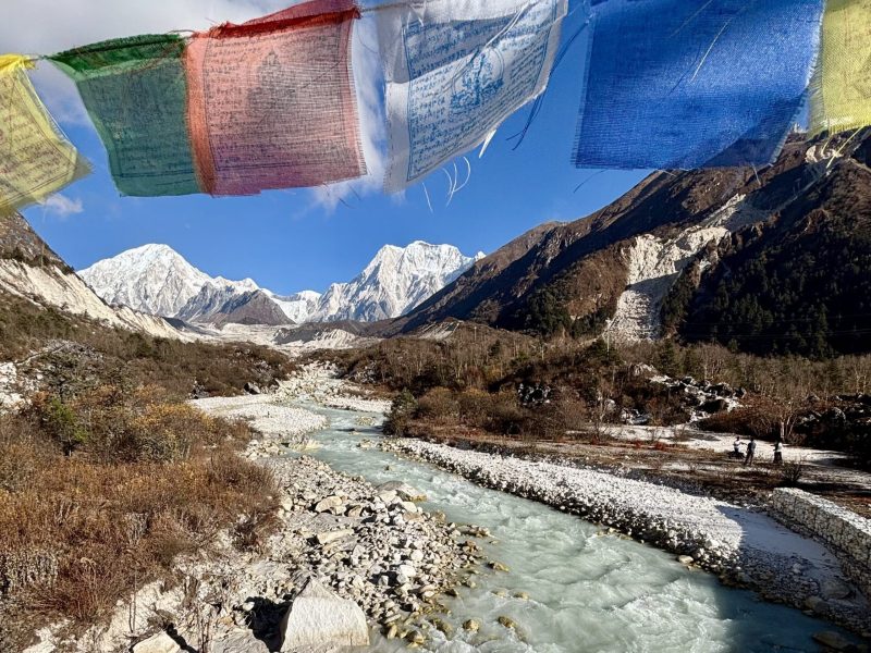 Manaslu Circuit Trekking 18 daagse reis door prachtige berglandschappen en lokale dorpjes. Boek nu jouw reis naar Nepal op www.nepalspecialist.com