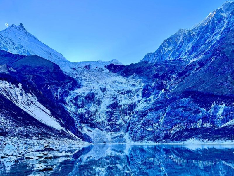 Manaslu Circuit Trek Nepal groepsreis of individuele reis naar Nepal Himalaya. Vanaf 1379 euro met Nederlandse reisbegeleiding.