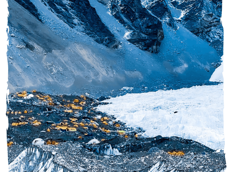 Trekking In Nepal: De Everest Basecamp Trek is een 17 Daagse Reis Naar de Voet Van Mount Everest.